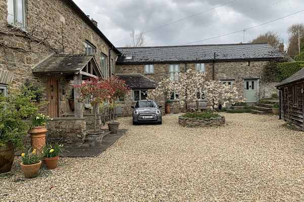 House sit in Holbeton, United Kingdom
