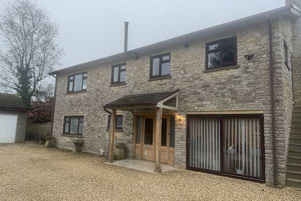 House sit in Dorchester, United Kingdom