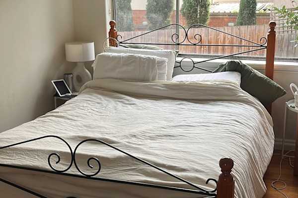 House sit in Melbourne, VIC, Australia