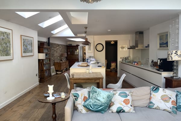 House sit in Goult, France