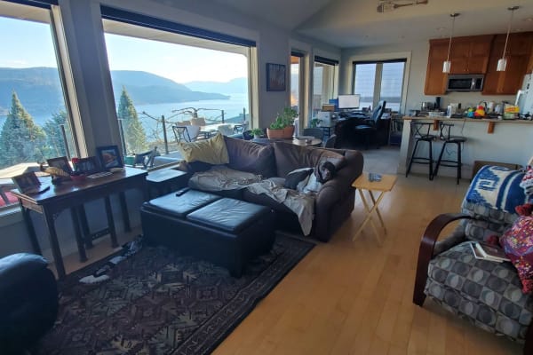 House sit in Vernon, BC, Canada