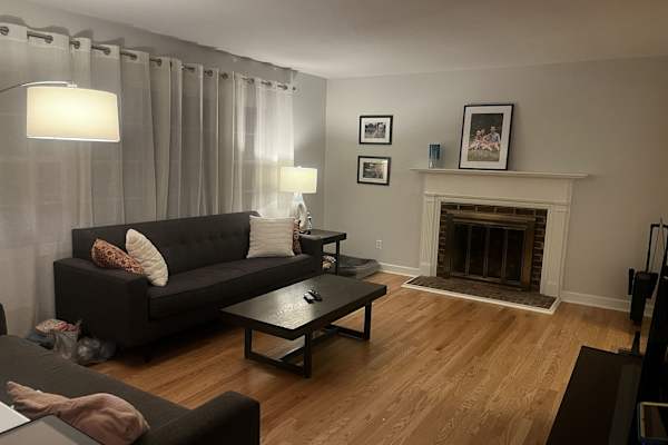 House sit in Chapel Hill, NC, US