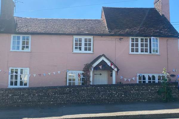 House sit in Droxford, United Kingdom