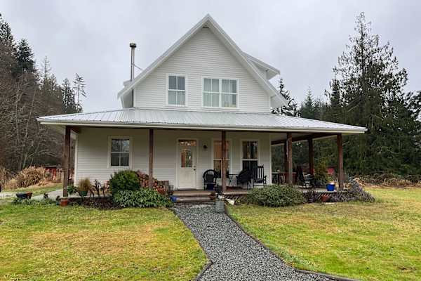 House sit in Victoria, BC, Canada