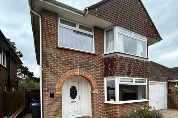 House sit in Goring-by-Sea, United Kingdom