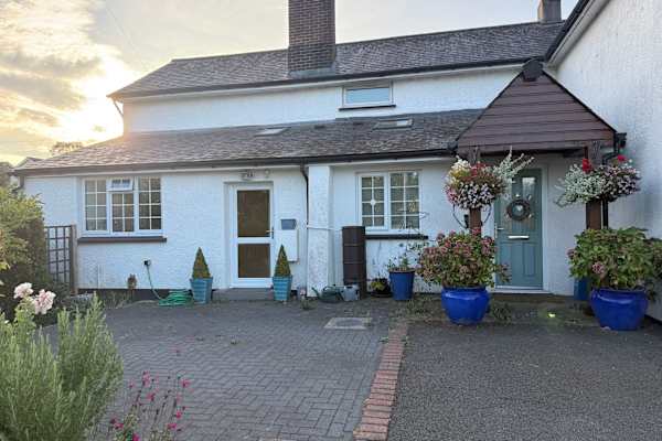 House sit in Honiton, United Kingdom