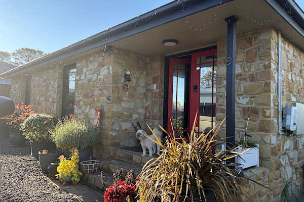 House sit in Cooma, NSW, Australia