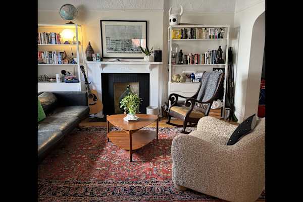 House sit in Toronto, ON, Canada