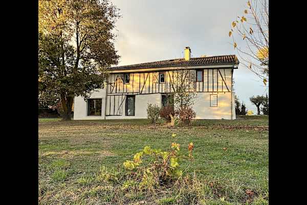 House sit in Gimont, France