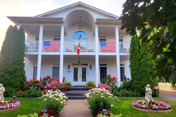 House sit in Niagara-on-the-Lake, ON, Canada