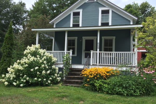 House sit in Middlebury (village), VT, US