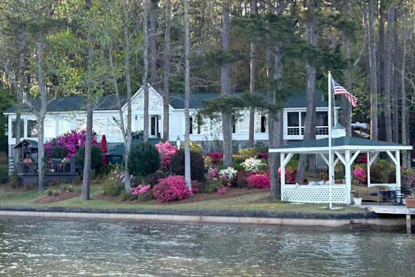 House sit in Dadeville, AL, US