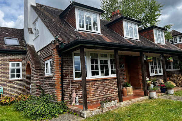 House sit in Guildford, United Kingdom
