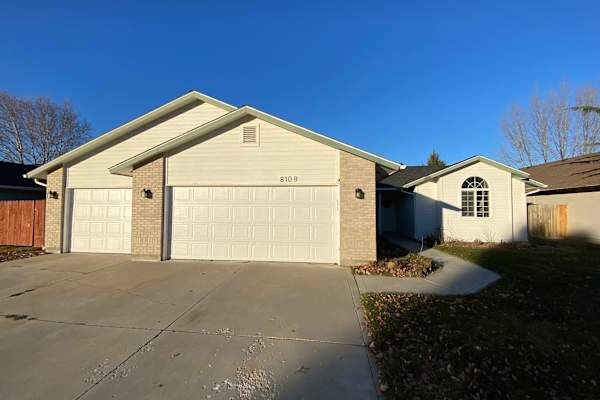 House sit in Boise, ID, US