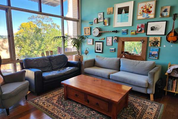 House sit in Darlington, WA, Australia