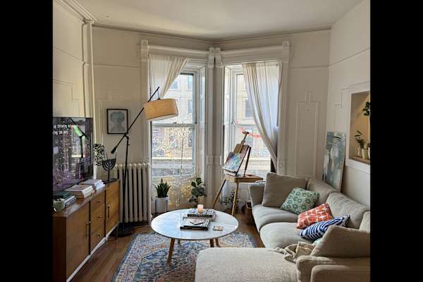 House sit in New York City, NY, US