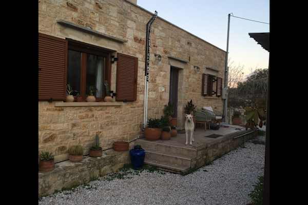 House sit in Chaniá, Greece