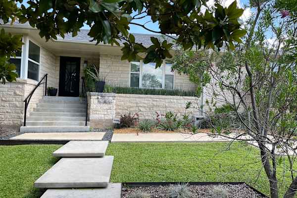 House sit in Dallas, TX, US