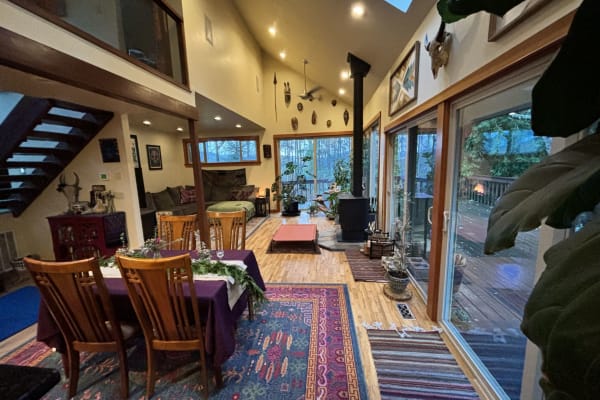 House sit in Eugene, OR, US