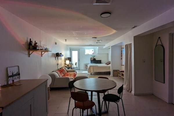 House sit in Bushwick, NY, US