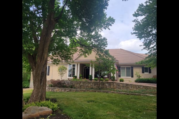 House sit in Overland Park, KS, US