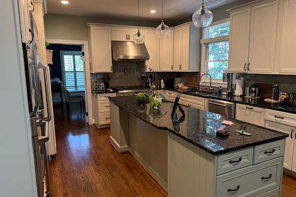 House sit in Chevy Chase, MD, US