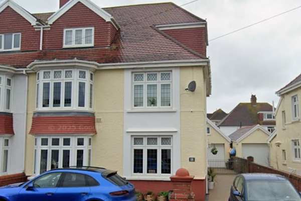 House sit in Porthcawl, United Kingdom