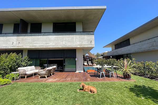 House sit in Cascais, Portugal