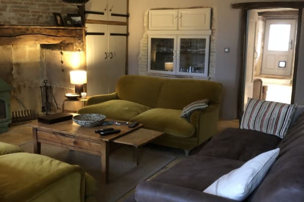 House sit in Sainte-Cécile-du-Cayrou, France