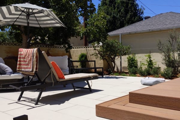 House sit in Los Angeles, CA, US