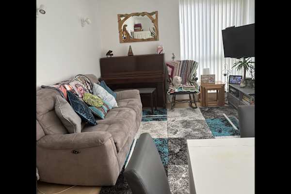 House sit in Stockport, United Kingdom