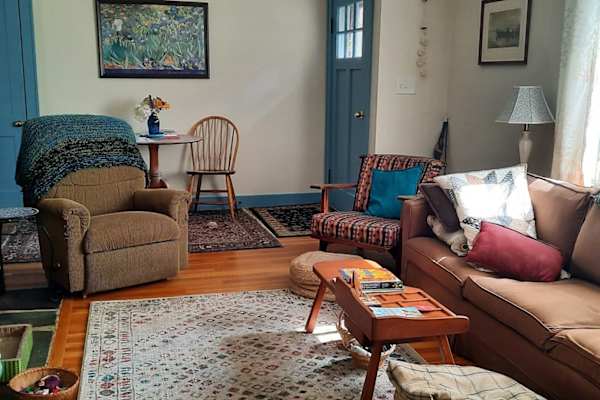 House sit in Greenfield, MA, US