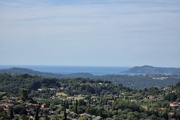 House sit in Châteauneuf-Grasse, France