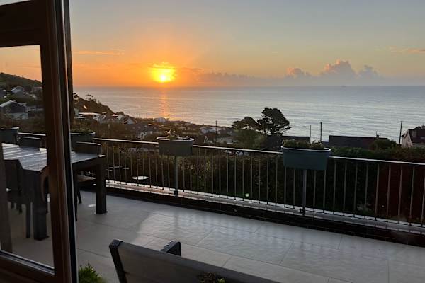 House sit in Crosshaven, Ireland