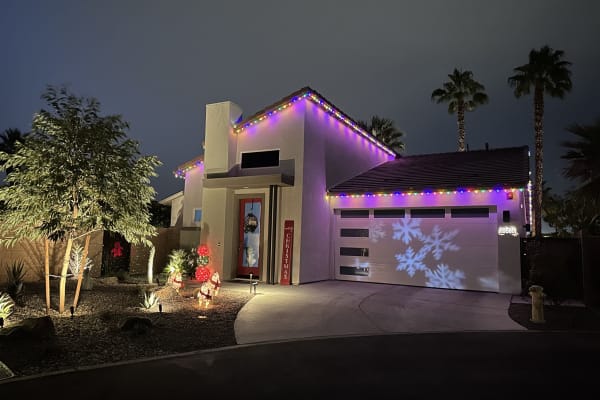 House sit in Palm Springs, CA, US