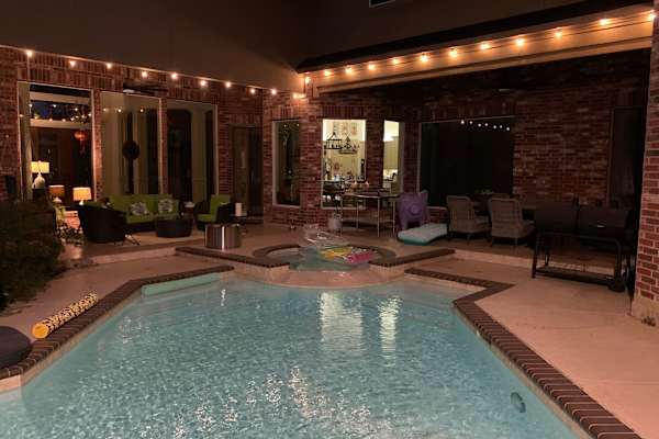 House sit in Houston, TX, US