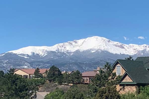 House sit in Colorado Springs, CO, US
