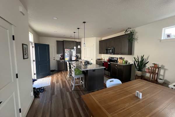 House sit in Vancouver, WA, US