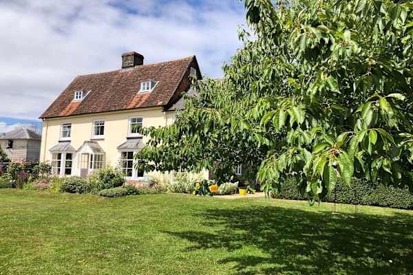 House sit in Highclere, United Kingdom