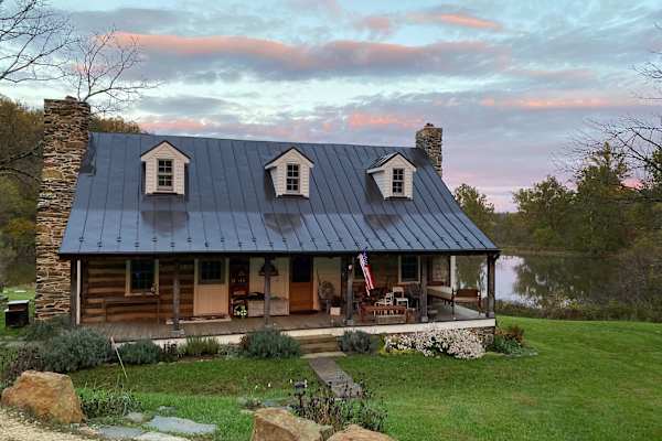 House sit in Paris, VA, US