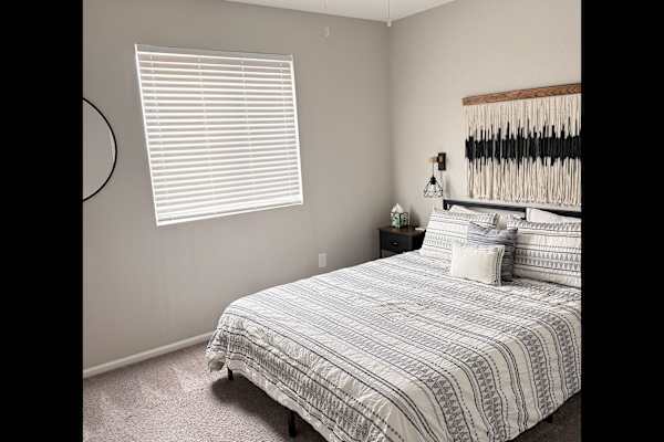 House sit in Aurora, CO, US