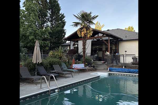 House sit in Medford, OR, US
