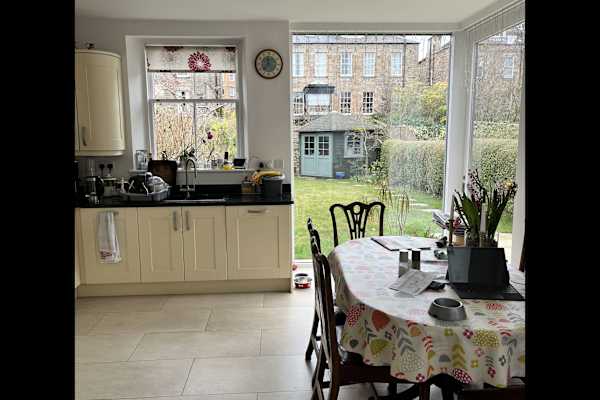 House sit in Edinburgh, United Kingdom