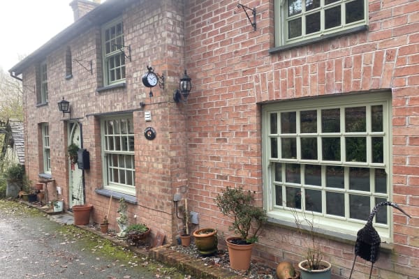 House sit in Llanidloes, United Kingdom