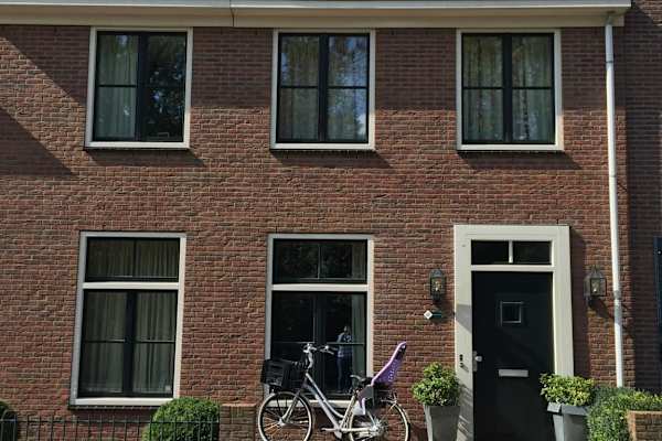House sit in Arnhem, Netherlands