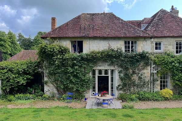 House sit in East Knoyle, United Kingdom