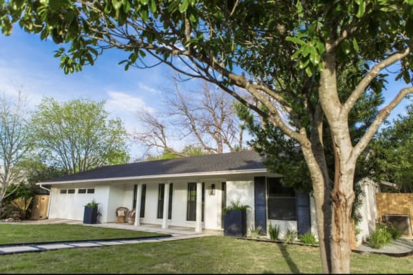 House sit in Austin, TX, US