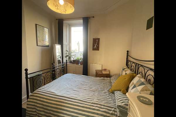 House sit in Edinburgh, United Kingdom