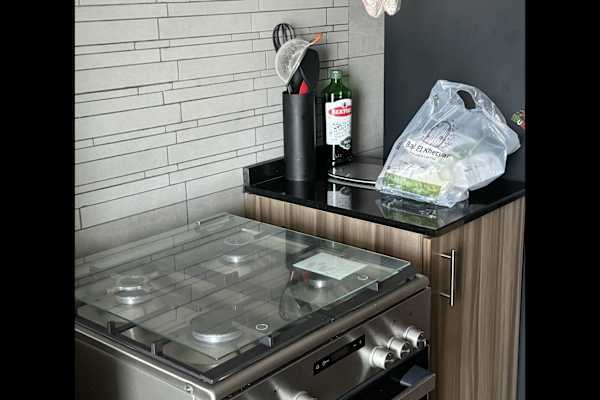 House sit in Abu Dhabi, United Arab Emirates