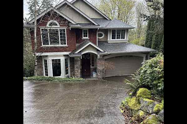 House sit in Shoreline, WA, US